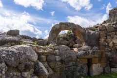 complesso nuragico su nuraxi barumini nuraghe sardo