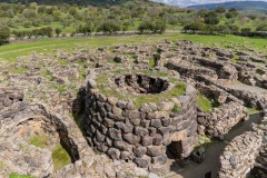 complesso nuragico su nuraxi barumini nuraghe sardo