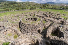 complesso nuragico su nuraxi barumini nuraghe sardo