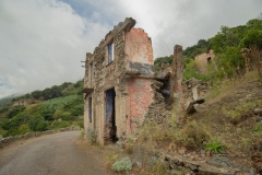paese fantasma di gairo vecchia 