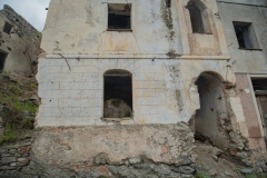 paese fantasma di gairo vecchia 