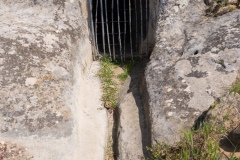 Is Concas le Domus de Janas di Segariu