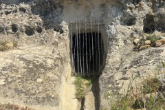 Is Concas le Domus de Janas di Segariu