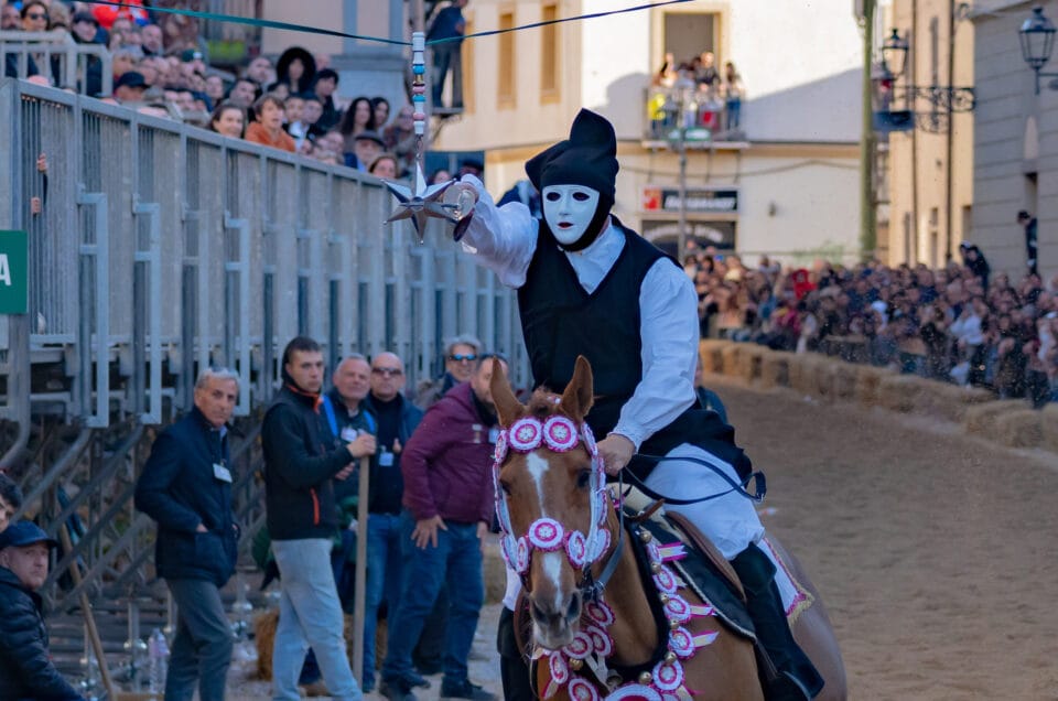 Immagini Cavalieri e Su Componidori della Sartiglia 2023