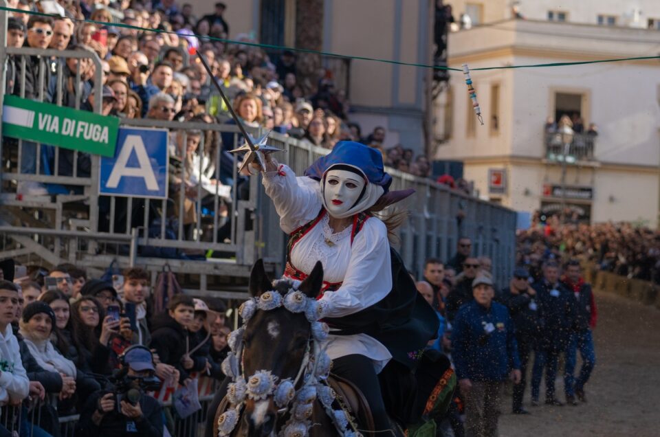 Corsa della Sartiglia: Immagini dell’edizione 2024